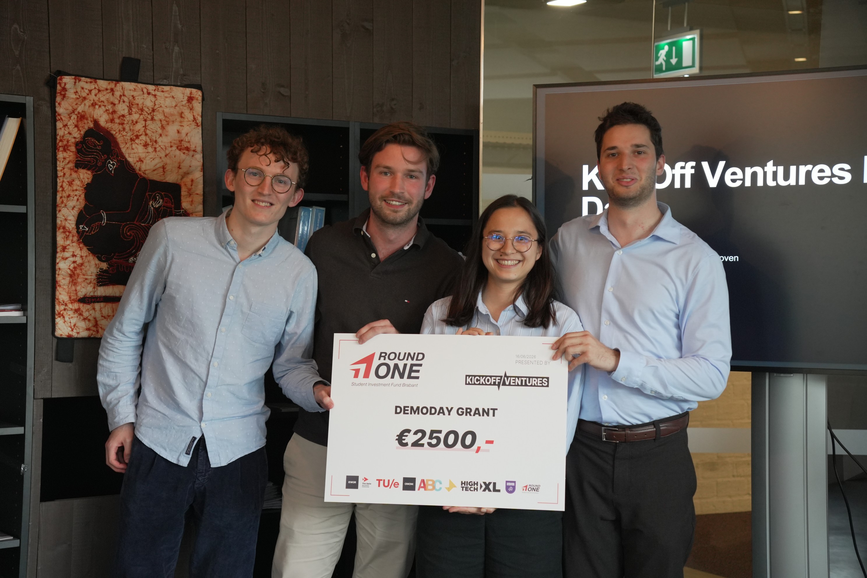 Nemean BioLabs receiving the Demo Day grant